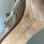 Vince Camuto  Tressa‎ Natural Beige Perforated Sandal Chunky Heel Size 7M … Photo 5