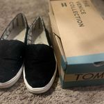 Toms  Classic Black Canvas Shoes Photo 0