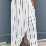 Faithfull the Brand Faithful the brand boho white wrap skirt 
Fits xs to s Photo 1