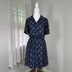 Calvin Klein Jeans Calvin Klein Navy Blue & White Floral Print Short Sleeve Knee Length Dress Photo 1