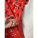 Kaileigh Faux Wrap Dress NWT Size M – Coral Red Floral Short Sleeve Photo 9