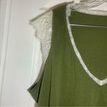 Women’s Green V Neck Lace Trim Blouse size 2XL Photo 4