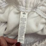 Alo Yoga  Accolade Joggers Sweatpant white Size M Photo 6