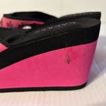 Lauren Ralph Lauren Pink and Black Wedge Shoe fits size 7 Photo 8