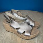 Clarks  Collection Gold Metallic Annadel Bari Cork Wedge Sandals Women’s Size 8.5 Photo 0