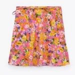 ZARA  Women’s Pink Orange‎ Purple Floral Wrap Skirt Size Small NWT Photo 3