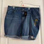 Lee Legendary Style Bermuda Shorts NWT Sz 22W. 7030 Photo 0
