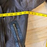 Barbour Women's Ordinance wax coated
Jacket in Brown shearling lining GUC Photo 11