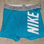 Nike Pros Photo 0