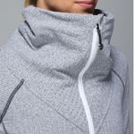Lululemon Be Present Jacket in Heathered Herringbone Heathered Black/White Photo 5
