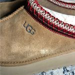 UGG  Tazz Platform Slippers in Chestnut Photo 9