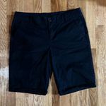 Liz Claiborne  black like new shorts Photo 0