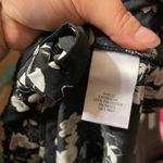 Banana Republic FLORAL DRAPE NECK SLEEVELESS BLOUSE Photo 3