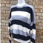 Romeo + Juliet Couture NWT Crop Chenille Sweater Photo 1