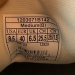 Brooks Addiction Walker 2 Womens 8.5 Shoes White Sneaker 1203071B142 Leather Photo 9