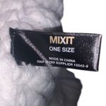 Mix It Cozy White Knit Infinity Scarf Photo 3