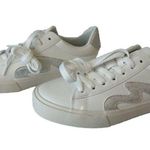 Blowfish Malibu Women's Vice Sneaker VICE White Ella Gold Voyager US 7.5 NEW Photo 0