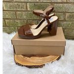 Steve Madden NIB  Persepolis Block Heel Sandal Photo 3