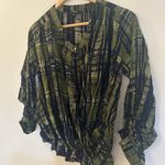 Very J Green and Navy Blouse sz S Long sleeve draped front V-neck Photo 2