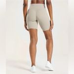 Gymshark  x Whitney Simmons V3 Shorts Mink Size XS Photo 1