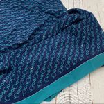 100% Silk 34”x35” Chain Design Scarf Blue Photo 4