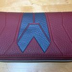 Wonder Woman Zip Wallet Burgundy & Gold Red Photo 2