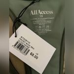 Bandier NWT  All Access Front Row Sports Bra Olive Shine Size 1X Photo 3