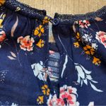 Hinge  Lace Trim Sleeveless Top | XS Photo 6