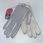 Isotoner Vintage NOS Arias Women's Gloves Bone/ Baby Blue One Size Fits All Photo 0