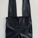 Spanx  Black Faux Leather Pebbled LeggingsSize Large Photo 2