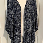 Rip Curl Navy and White Patterned  NightHawk Kimono NWT Size M Festival Beach Photo 0