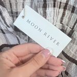 Moon River FINAL PRICE NWT  Brown Grid Print Puff Sleeve Woven Photo 8