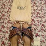 Myra Bags Myra Shoes Photo 0