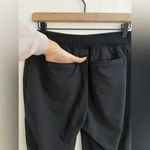 Athleta  Brooklyn Mid-Rise Ankle Pant in Black Size 6 Photo 12