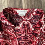 Van Heusen Women's Large Sleeveless  Red Black Batik/Paisley Print Blouse V-Neck Photo 6