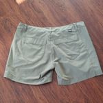 Patagonia  Olive Green Women's Athletic Hiking Shorts Size 8 Photo 3