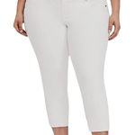 Torrid New White High Rise Boyfriend Raw Hem Cuffed Crop Jeans Women's Size 26 Photo 0