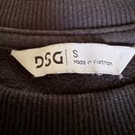 DICK'S Sporting Goods DSG Crewneck Photo 2