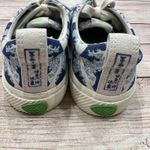 Cariuma Art Edition Canvas Low Top Sneakers Blue Wave Print Lace Up Women's 5.5M Size 5.5 Photo 1