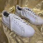 Adidas Cloudfoam Advantage Shoes in white 8.5 Photo 1