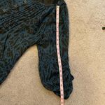 Grace Elements  Dark Teal & Black Printed Flowy Blouse- Size Large Photo 6