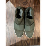 AQUA ‎ olive green shoes 7.5 Photo 5