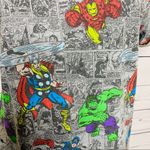 Mighty fine Marvel Comics Avengers T-Shirt Size Medium Photo 4