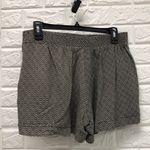 BCX  soft flowy shorts junior size M‎ Photo 1