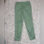 41 Hawthorne light green cuffed cropped skinny slacks pants EUC woman’s size 0 Photo 1