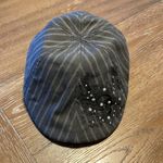 Dark and Light Grey striped Newsboy Skull & Wings Gray Photo 1