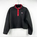 Tommy Hilfiger TOMMY JEANS Women's Black 1/4 Snap Sherpa Cropped Pullover NWT in Large Photo 0