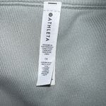 Athleta COPY -  NWT Aurora High Neck Crop Tank Size 1X Photo 4