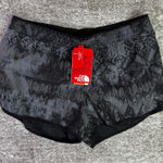 The North Face NWT  Reflex Core Shorts Women's L Photo 0