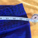 Athleta  Leggings Womens Small Asym Camo Sonar 7/8 Tight Purple Blue EUC Photo 4